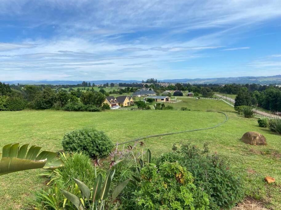 Upmarket Off Grid Cottage On Organic Farm In Secure Estate Howick Dış mekan fotoğraf